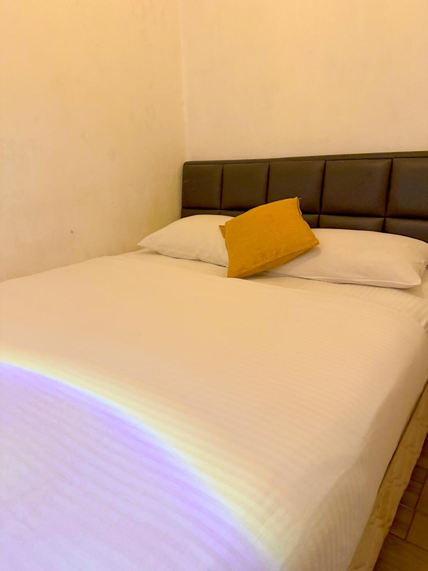 Tonight Hotel George Town Exterior foto